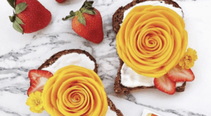 food-trends-edible-roses
