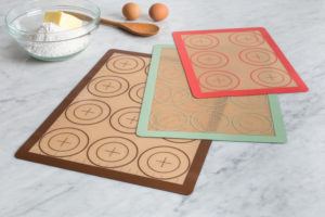 3 silicone baking sheets